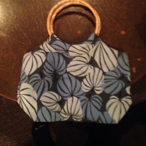 Great bag for summer!!