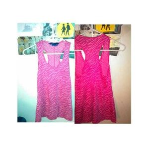 4 BundleTank tops. (If want model just ask.)