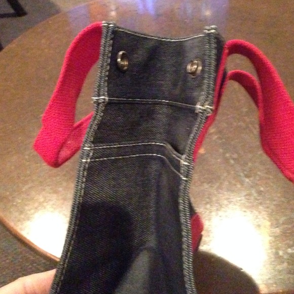 Small handbag never used! - Picture 3 of 3