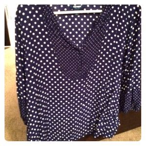 💜💜SOLD! 💜💜 Cute polka dot top