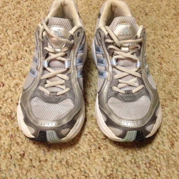 Tennis Shoes