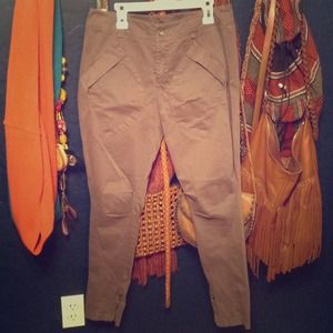 Super chic riding style pant
