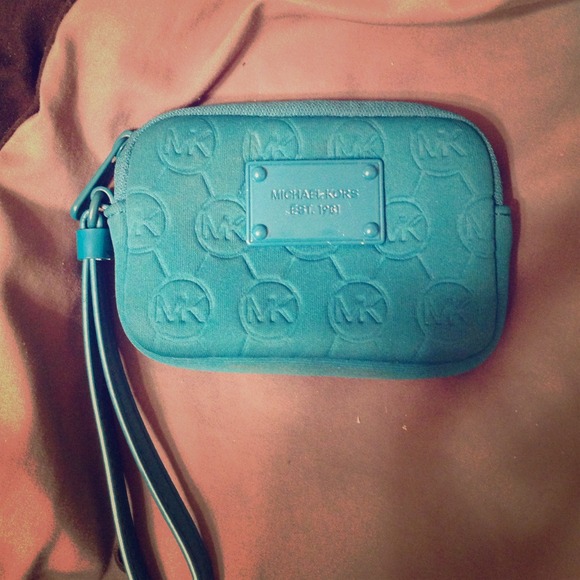 Michael Kors multipurpose Wristlet