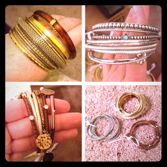 Bundle of 3 bracelet sets