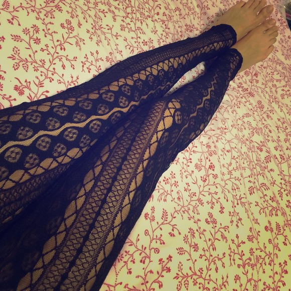 Lace legging