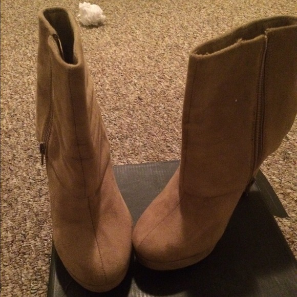 Sold on private sale - Picture 2 of 4