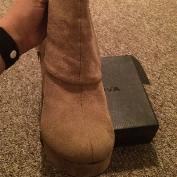 Sold on private sale - Picture 3 of 4