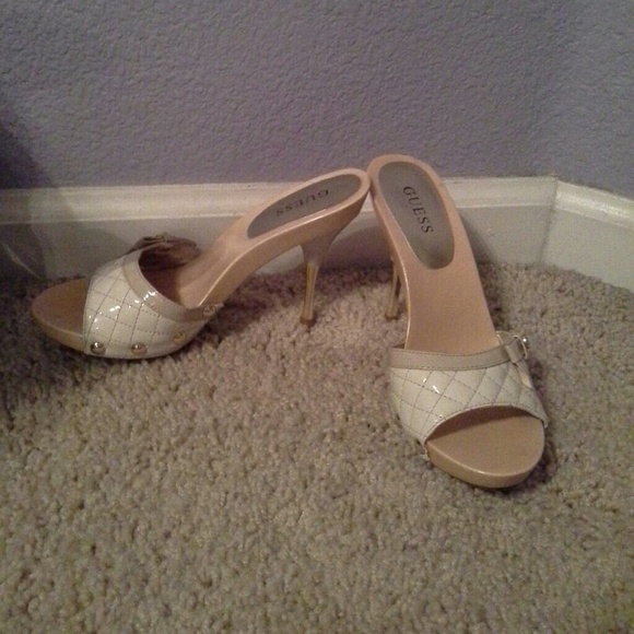 Guess size 6 heels
