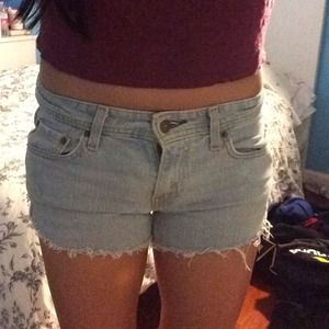 Levi's High Waist Shorts 26W