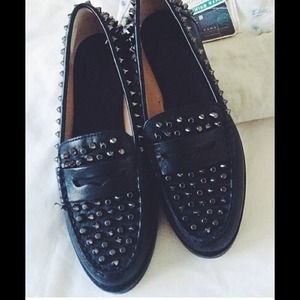 Reduced!!!🎉🎈🎁🎁Zara studded loafers