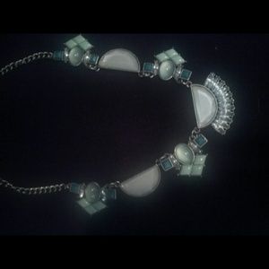 Necklace and earings set gorgeous spring wearer