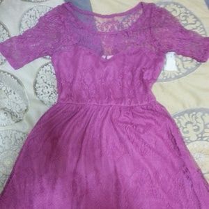 Fuchsia lace sweetheart dress