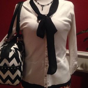 WHBM 3/4 Sleeve White Sweater Top