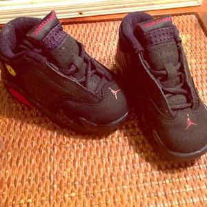 Rare! Jumpman retro Jordan's for babies!