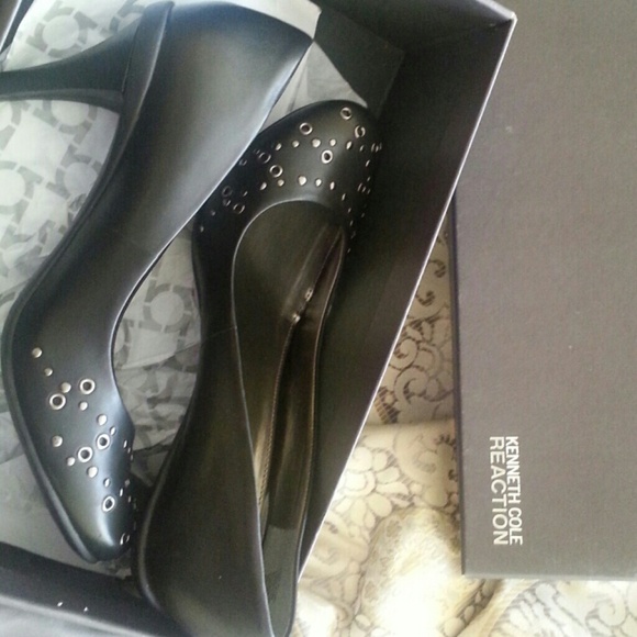 New Kenneth Cole reaction heels