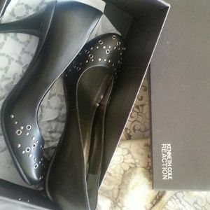 New Kenneth Cole reaction heels