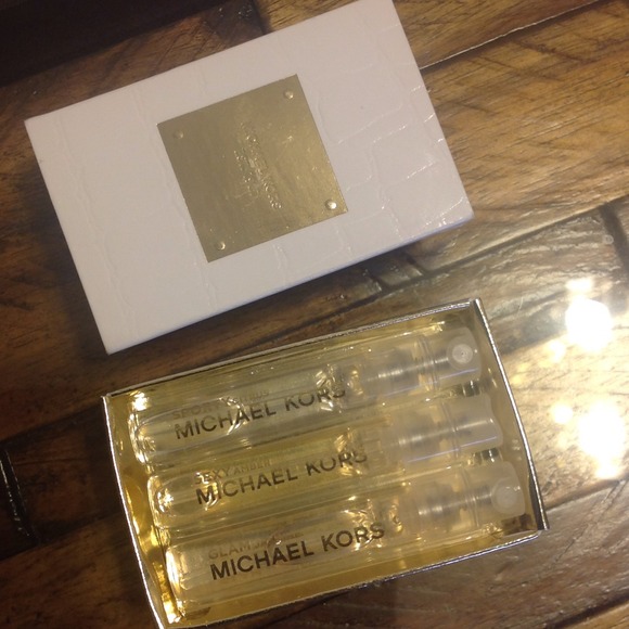 Michael Kors perfume x 3 sample set(1)