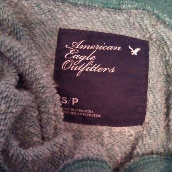 Green American Eagle Hoodie - Picture 2 of 2