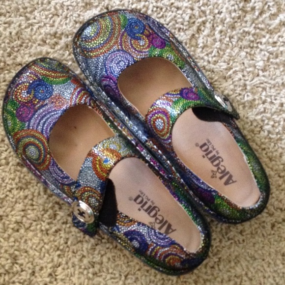 Brand new Algeria shoes