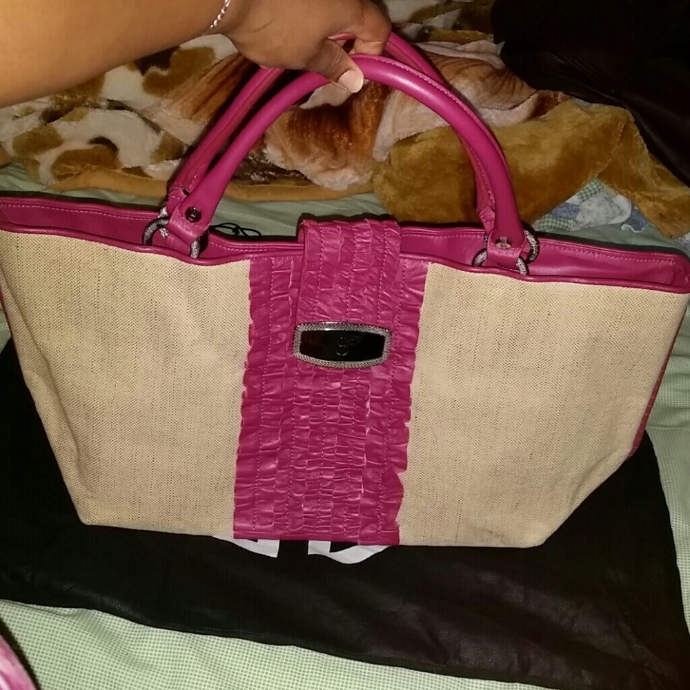 Bill Blass Henry Sr. Magenta Leather/Canvas XLTote