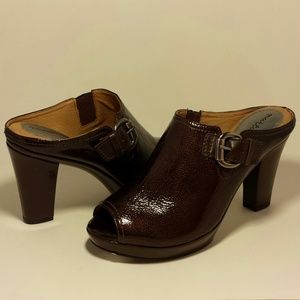 For @rjoneal Nurture Patent leather clog shoes