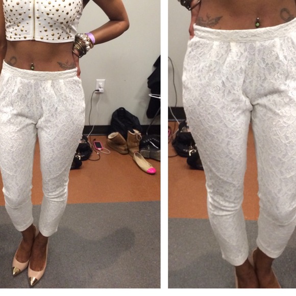 Lace skinny pants