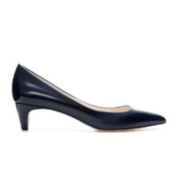 🔴SOLD ON EBAY🔴Zara kitten heel court shoe