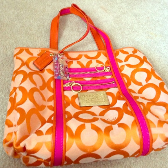 Coach Poppy Tote