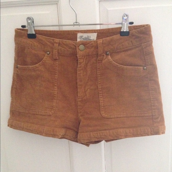 High-wasted Corduroy  Booty Shorts