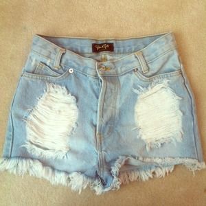 🌺BRANDY MELVILLE HIGH WAISTED SHORTS🌺