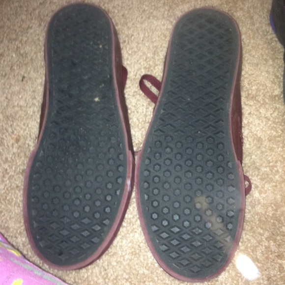 Vans - Picture 2 of 4