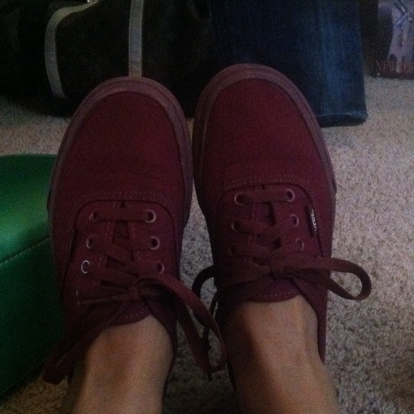 Vans - Picture 3 of 4