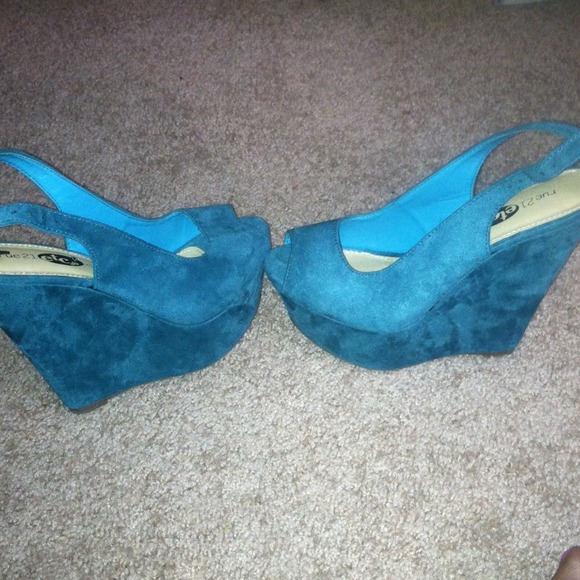 Wedges - Picture 2 of 4