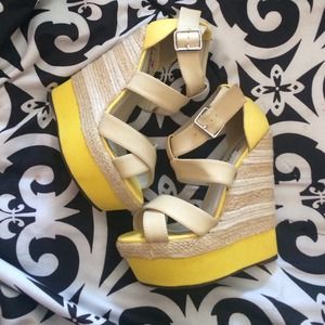 Yellow wedges 💛🍋