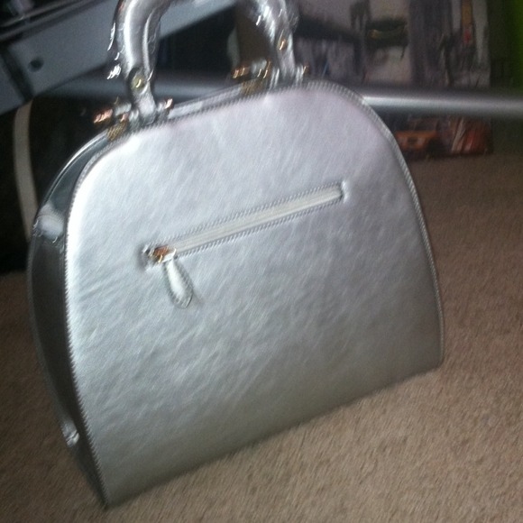 Handbag - Picture 3 of 3
