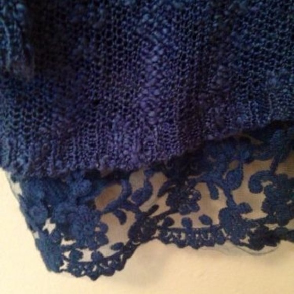 ❌TRADED❌LF Navy lace sweater make an offer <3 - Picture 2 of 3