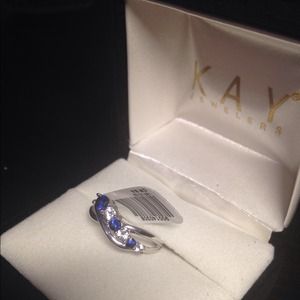 🎉REDUCED🎉Kay Jewelers sterling silver ring