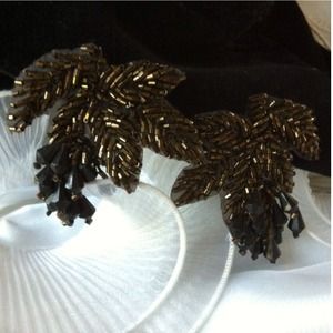 Unique Vintage Retro Clip-Ons