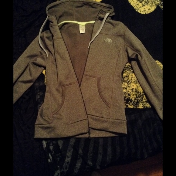 Size medium north face jacket.