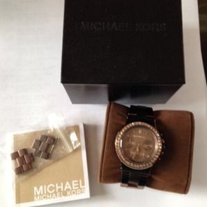MICHAEL KORS brown watch  NEW