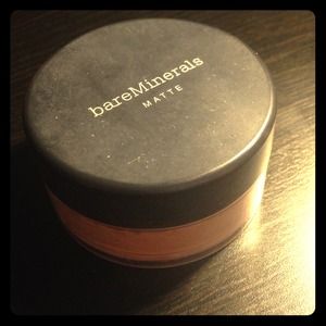 Bare mineral matte foundation