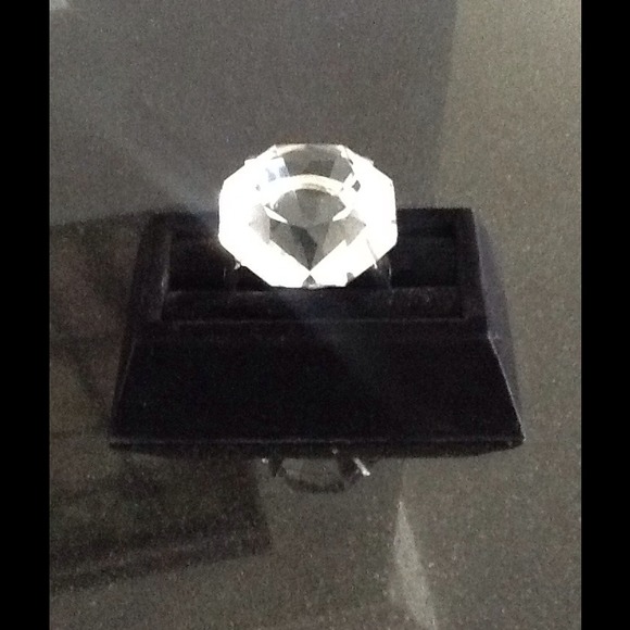 💎 Now that's a ROCK!! 💎💍 - Picture 2 of 2