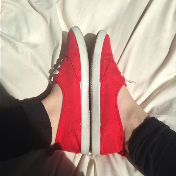 Pair of red & pair of blue h&m sneakers - Picture 2 of 3