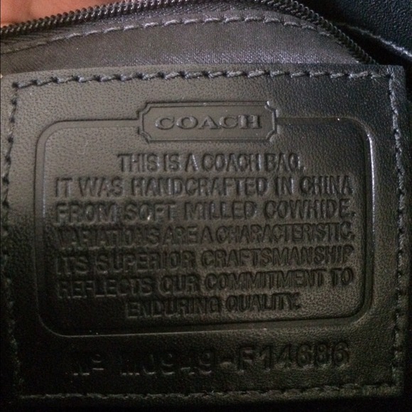 Authentic coach handbag - Picture 2 of 2