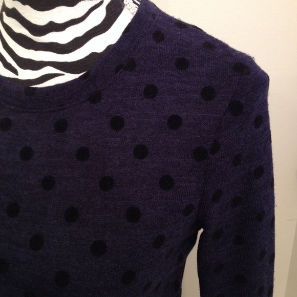 NWT Painted Threads Top - Picture 3 of 4