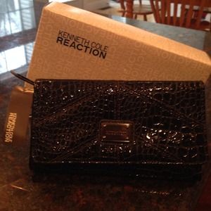 Kenneth Cole Reaction Black Wallet