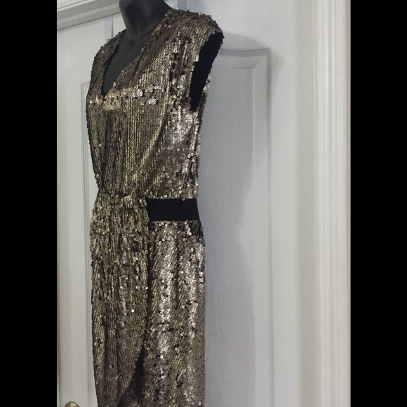 SOLD!!HOST PICK! Aryn k Dress - Picture 2 of 3