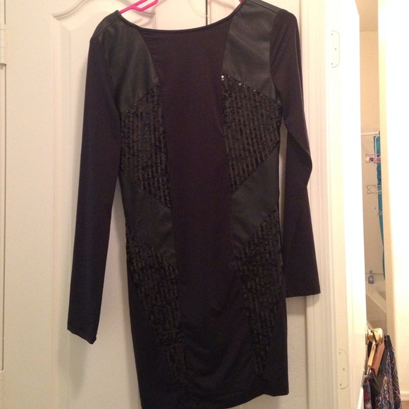 Long sleeve mini dress
