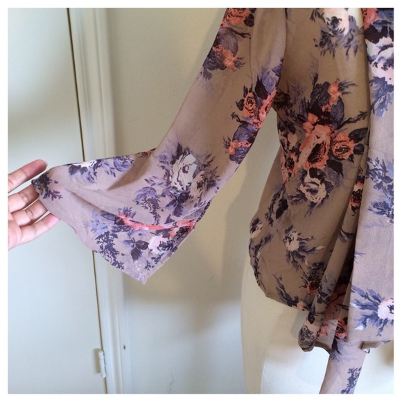 S O L D - Picture 3 of 4