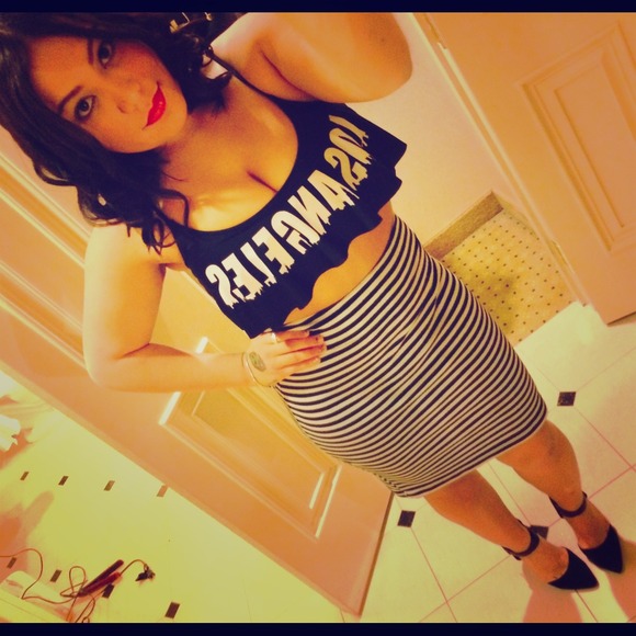 Black and white strip skirt